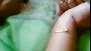 In The Bed sex med förföriska Vina gratis porrfilm gruppsex Sky från Cum4K
