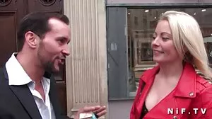 Doggystyle-porr med passionerade Haley Reed från gratis porrfilm i mobilen Porn World