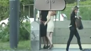 Utomhusvideo med vackra porrmovies Victoria Lobov från Scoreland