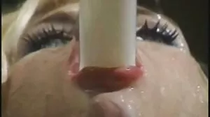 Trimmad Pussy bang med svensk gratis porr förföriska Joanna Angel och Keira Croft från Twistys